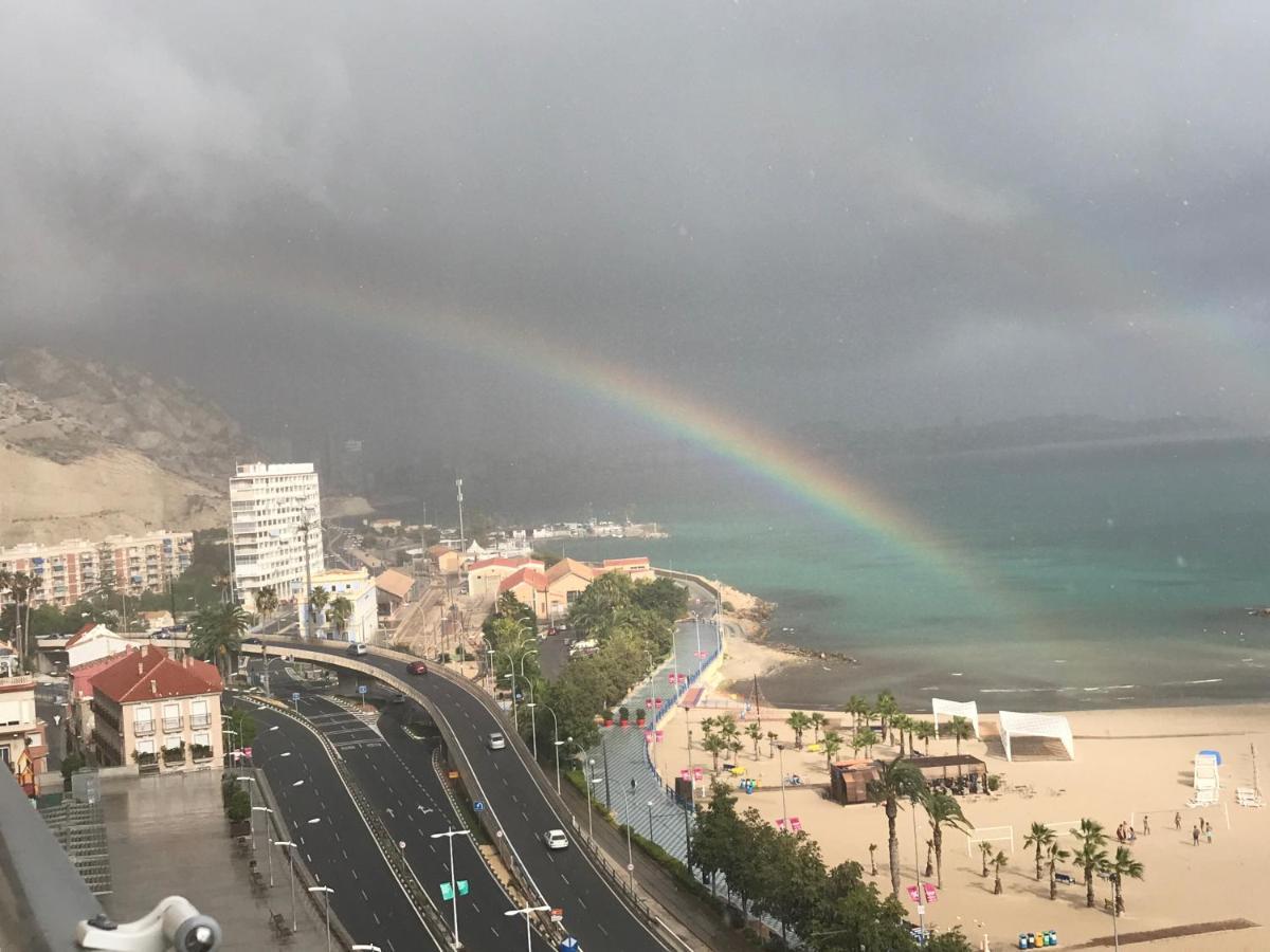Apartamento Con Vistas Al Mar Primera Linea De Playa Del Postiguet Alicante Exteriör bild