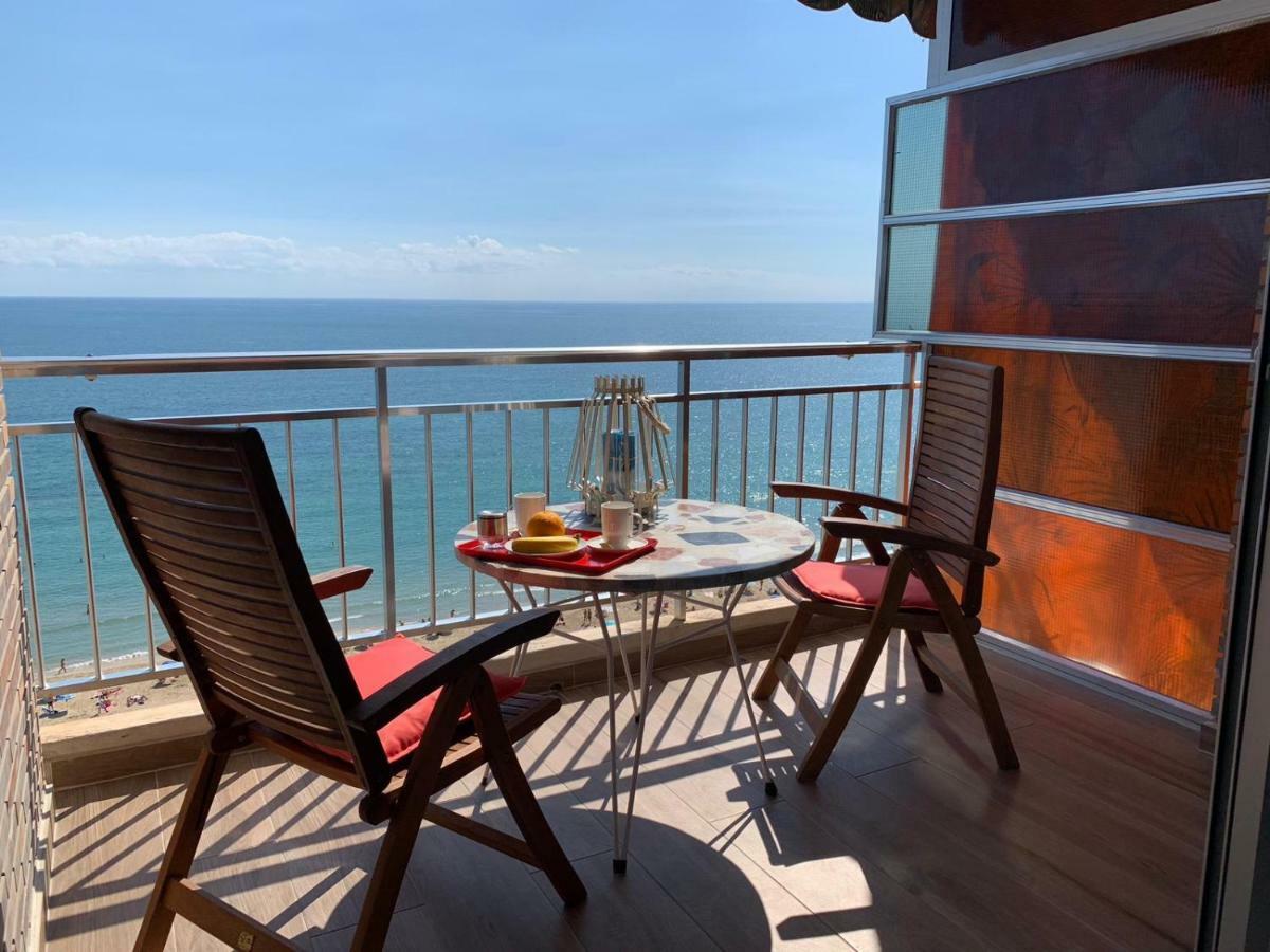 Apartamento Con Vistas Al Mar Primera Linea De Playa Del Postiguet Alicante Exteriör bild